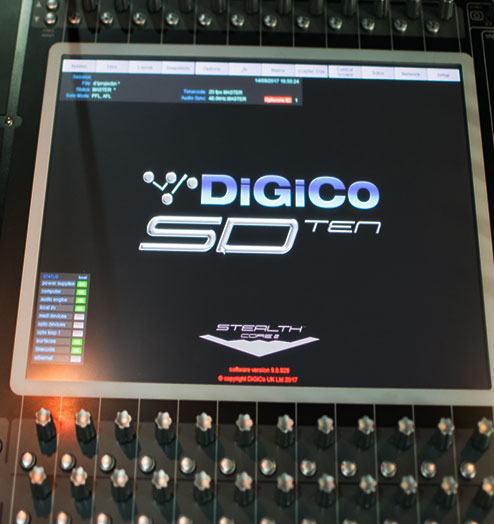 DiGiCo SD10 w/case